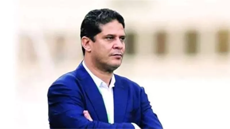 أزمة قلبية مفاجئة تنقل أيمن الرمادي مدرب البنك الأهلي إلى المستشفى