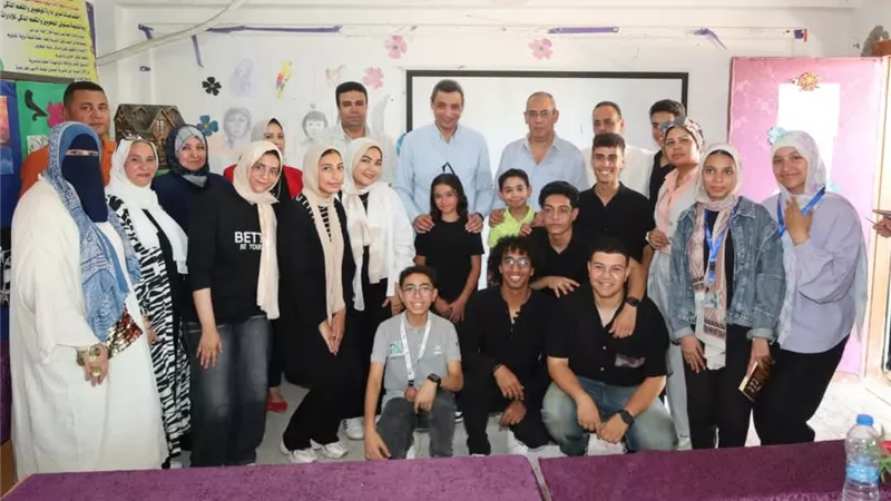 محافظ السويس يشيد بجهود إدارة الموهوبين: الاستثمار في العقول الشابة أولوية 