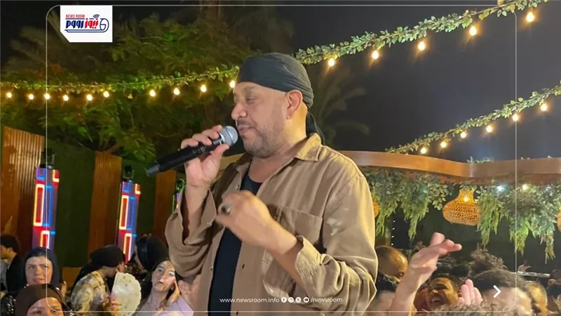 عصام كاريكا يُشعل حفل زفاف ابنة شقيقة سعد الصغير بحضور عدد من نجوم الفن