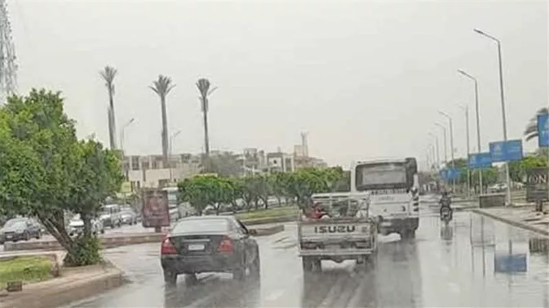 القاهرة غرقت في «شبر ميه» .. ماذا يحدث في طقس يوليو ؟