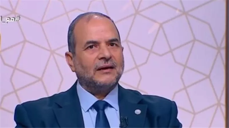 كيف تدفعنا الظروف الصعبة والشدائد إلى الرحمة؟.. عالم أزهري يجيب