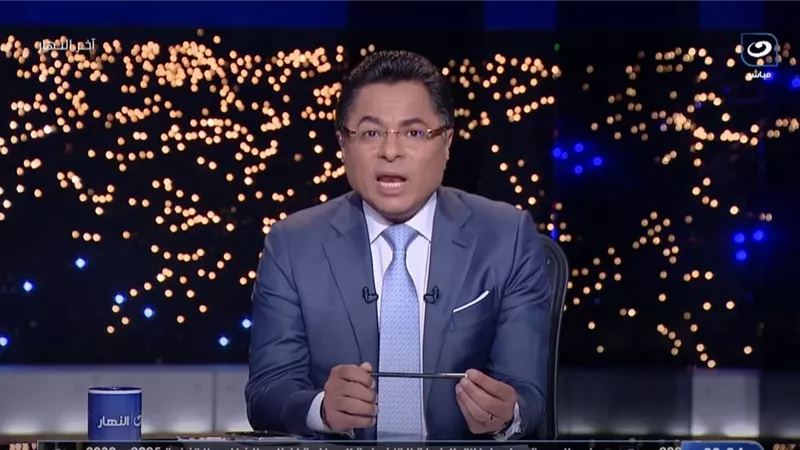خالد أبو بكر يهاجم دونالد ترامب بعد صورة 