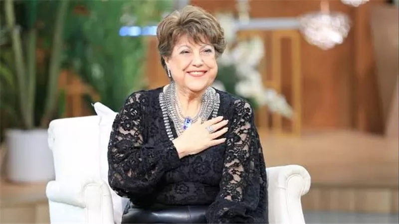 إيناس جوهر تتحدث لنيوز رووم عن السادات وعبدالحليم ومسرحية المتزوجون |حوار