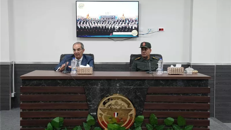 وزير الاتصالات يلتقي بالمتقدمين للالتحاق بمبادرة الرواد الرقميون 