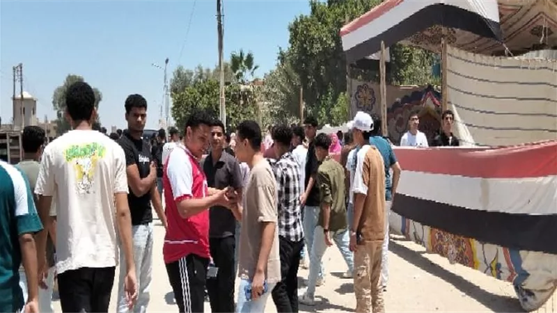 طلاب الثانوية العامة بالفيوم: الكيمياء صعب وفوق المستوى والجغرافيا سهلة