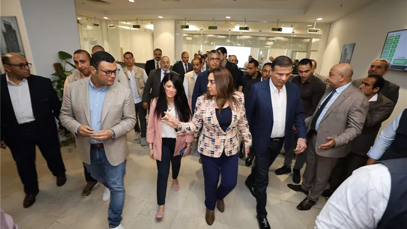 3 وزراء ومحافظ مطروح يفتتحون المركز التكنولوجي لخدمة المواطنين والمستثمرين 
