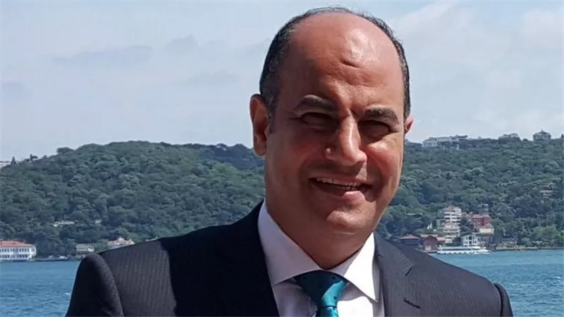 خبير مصرفي: أموال العملاء محفوظة ومضمونة وتعاملات البنوك ستستمر طبيعيًا