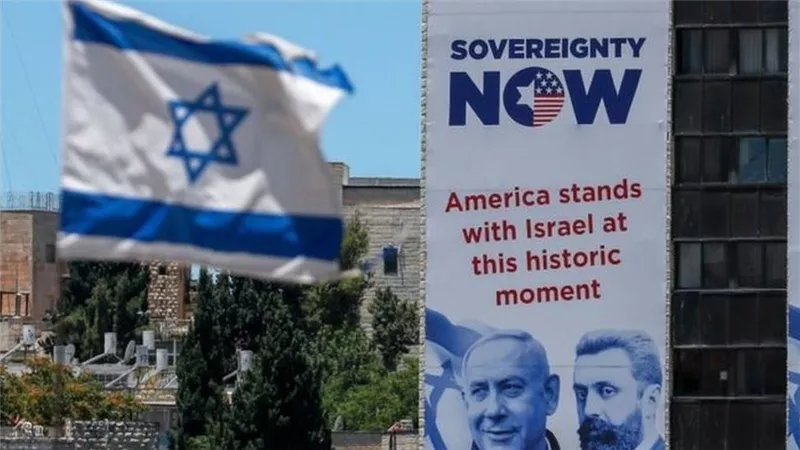 فلسطينيون لـ