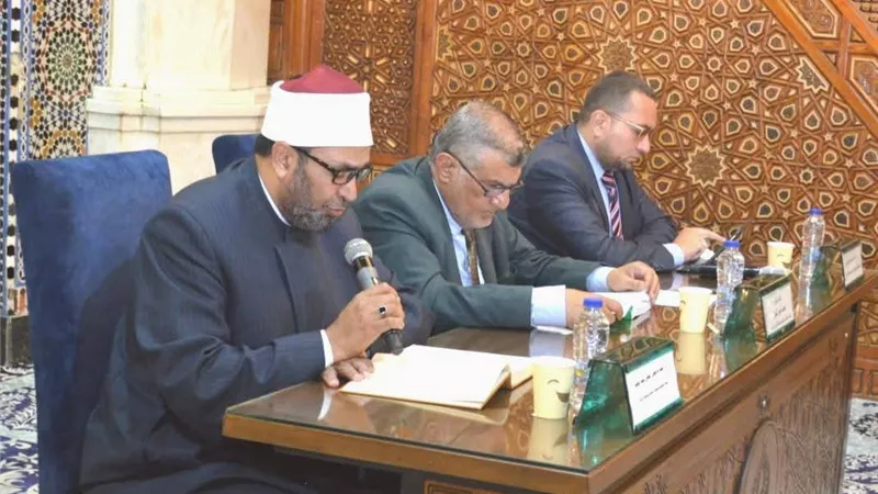 انعقاد مجلس الحديث لقراءة صحيح الإمام البخاري فى مسجد الحسين