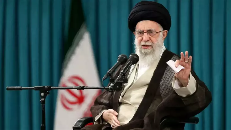 الموساد: المئات من قادة الحرس الثوري عرضوا التعاون معنا لإسقاط نظام خامنئي