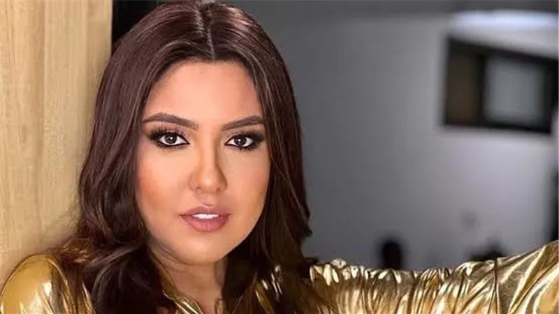 الفنانة مي كساب تعلن وفاة خالتها: نسألكم الدعاء والفاتحة