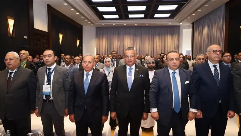 محافظ جنوب سيناء يفتتح الملتقى السنوي السابع لرؤساء إدارات المخاطر في المصارف 