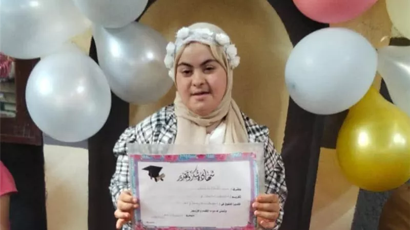 في أجواء روحانية.. أوقاف المنوفية تكرّم إحدى الطالبات من ذوي الهمم 