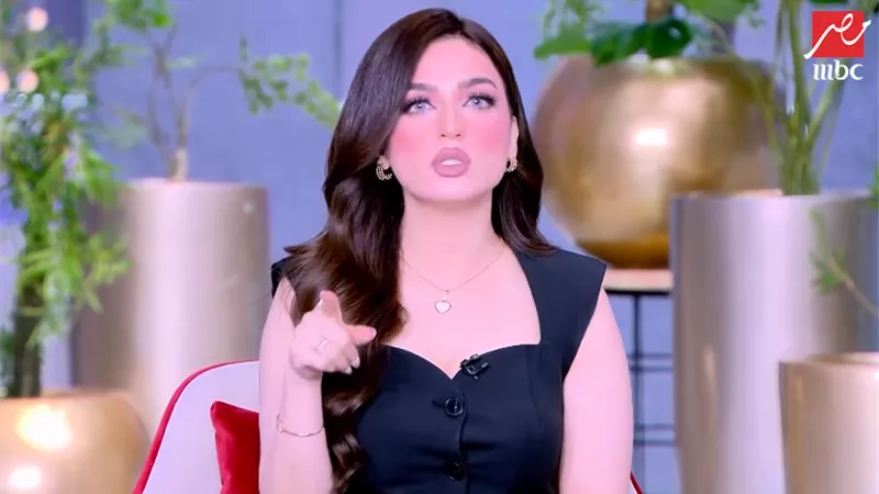 ياسمين عز: قومي انزلي في عز الحر وهاتي لجوزك كيلو تين شوكي يأكله لوحده | فيديو