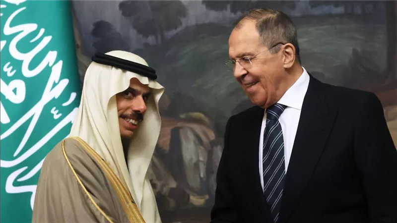 لافروف يكشف عن قمة عربية روسية في موسكو منتصف أكتوبر المقبل