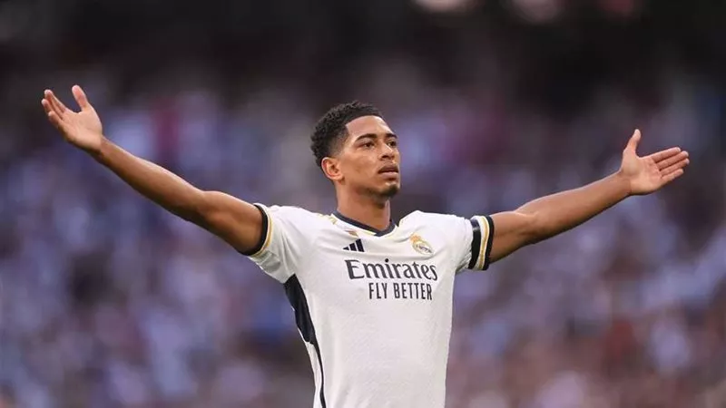بيلينجهام يوجه رسالة لجماهير ريال مدريد بعد خضوعه لعملية جراحية