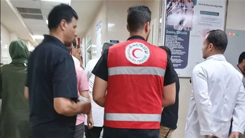 الهلال الأحمر يتوجه لمستشفى الباجور لتقديم اللازم لضحايا حادث الإقليمي