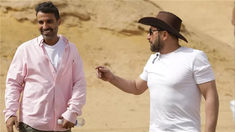 السقا عن علاقته بالفنان أحمد فهمي: مش صديق عزيز بس ده أخويا وحبيبي | فيديو