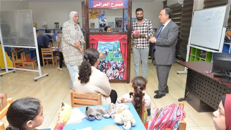رئيس مركز الفتح بسوهاج يتفقد المركز التكنولوجي لإدارة املاك الدولة