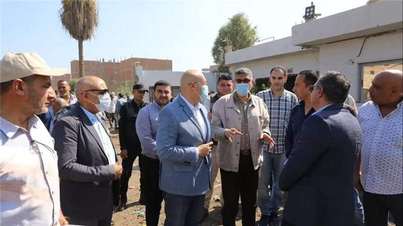 محافظ الجيزة يتفقد محطة المناولة الوسيطة لتجميع المخلفات بمنطقة البراجيل 