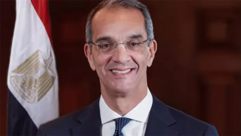وزير الاتصالات: لجنة فنية لدراسة أسباب حريق سنترال رمسيس وتأثيره على الشبكة