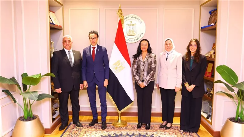 وزيرة التضامن تلتقي رئيس بعثة اللجنة الدولية للصليب الأحمر