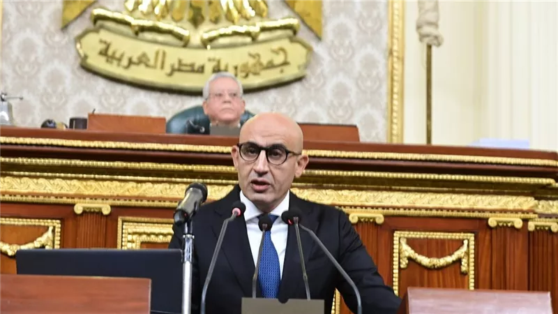 عبد اللطيف: لا يوجد فصل دراسي خلال هذا العام الدراسي بدون معلم لمادة أساسية