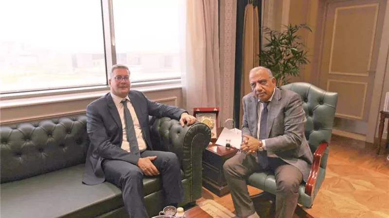 وزيرا الكهرباء والبترول يؤكدان توفير الوقود لتأمين التغذية الكهربائية 