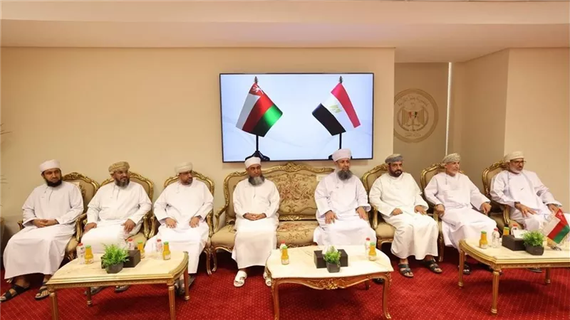 التحول الرقمي في القضاء المصري يشكل محور زيارة وفد سلطنة عمان للوزارة