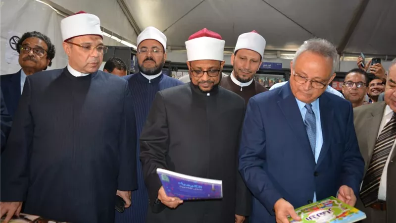 أمين (البحوث الإسلامية) يشارك في افتتاح معرِض مكتبة الإسكندرية الدولي