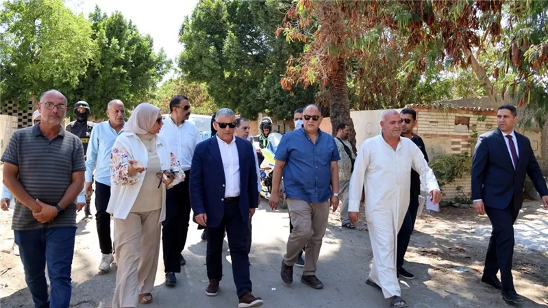 محافظ الإسماعيلية يعلن عن خطة لتأمين المقابر ورفع كفاءتها قبل نهاية يوليو