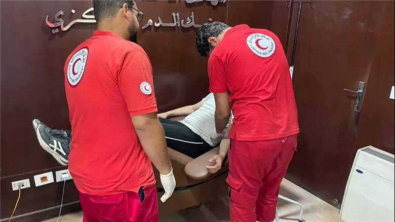 بنك دم الهلال الأحمر يرفع درجة الاستعداد القصوى استجابة لحريق سنترال رمسيس