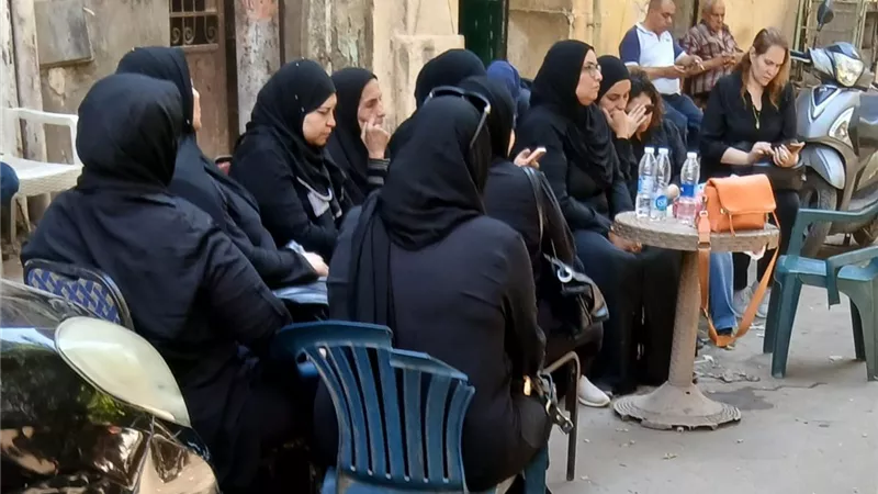 بملابس الحداد السوداء .. الحزن يخيم على أهالي ضحايا سنترال رمسيس 