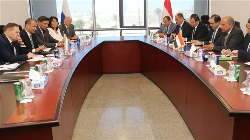 تعاون مصري روسي مكثف لتسريع وتيرة العمل بمشروع محطة الضبعة النووية