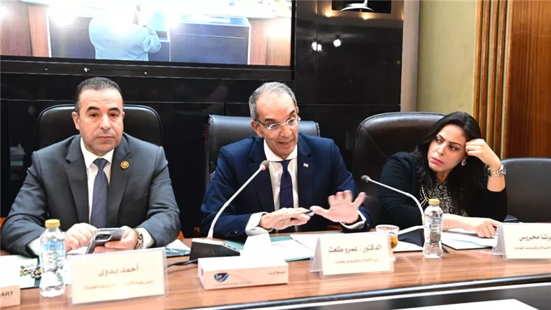 غضب تحت القبة بعد تعطل الدولة.. هل يطيح حريق سنترال رمسيس بوزير الاتصالات؟