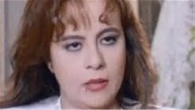 وفاء عامر تعلن وفاة والدة الفنانة فلك نور : كانت جميلة وحنونة