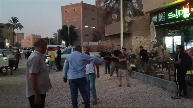 حملة مكبرة لإزالة الإشغالات والتعديات بشارع الشعراوي القديم في شبرا الخيمة