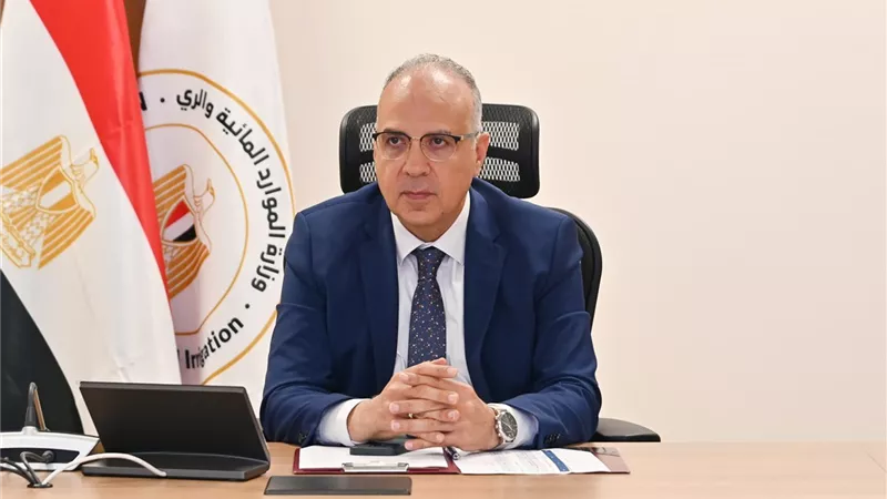 وزير الري يشهد فعاليات ورشة عمل مشروع دراسة جدوى تثبيت خط الشاطئ بكفر الشيخ