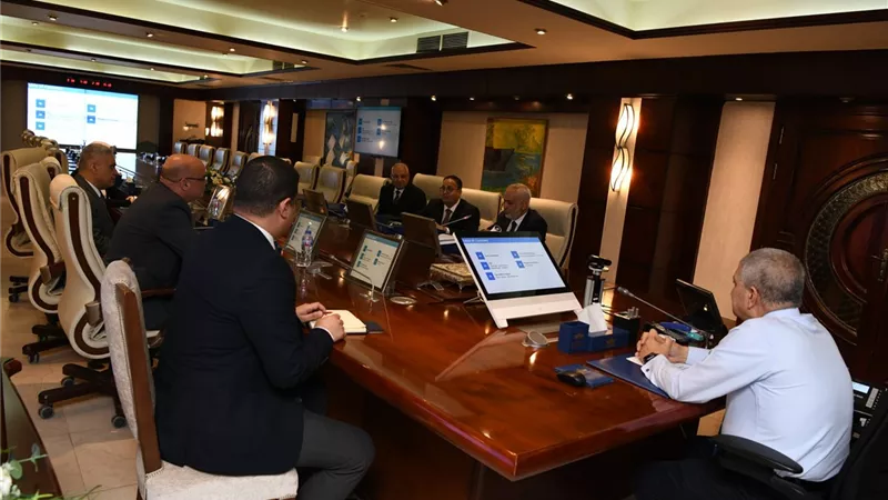 أسامة ربيع: قناة السويس تضع نصب أعينها تطوير ترسانة بورسعيد البحرية