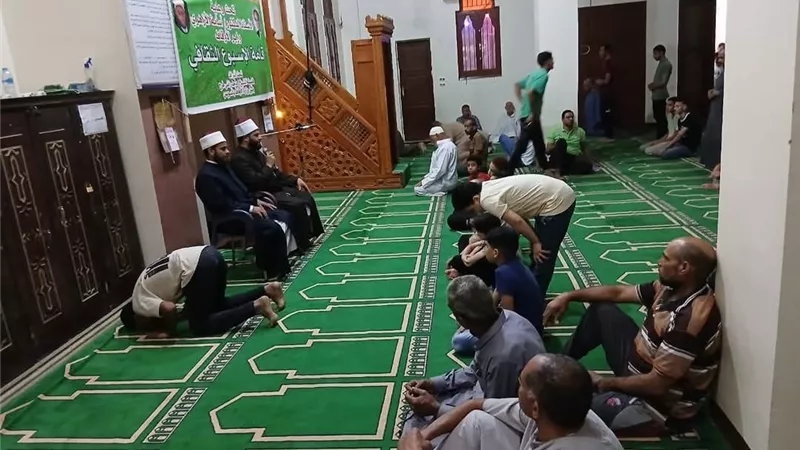 مجالس الذاكرين.. روح الذكر تحيي القلوب في مساجد محافظة السويس 