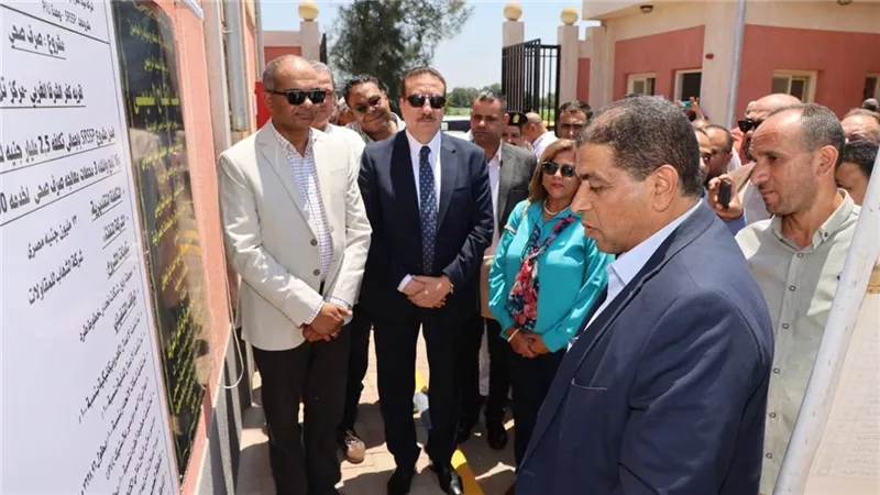 محافظ المنوفية ونائب وزير الإسكان والمرافق يفتتحان محطات صرف صحي منشأة محمد
