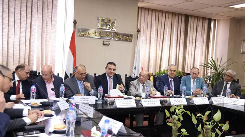 رجال الأعمال المصريين تبحث مع 