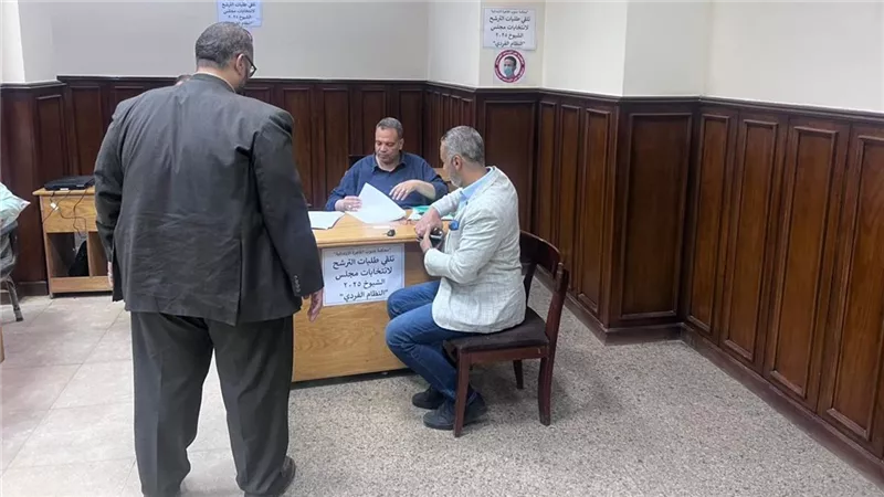 6 مرشحين يمثلون العدل في تحالف الطريق الديمقراطي لانتخابات الشيوخ بالقاهرة