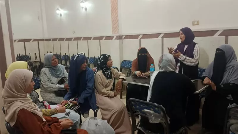  محاضرة بقصر ثقافة السويس حول دور المرأة في النهوض بالمجتمع