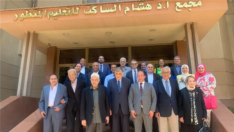 تفاصيل الاجتماع الأول للجنة المنظمة لاحتفالية المئوية الثانية للقصر العيني