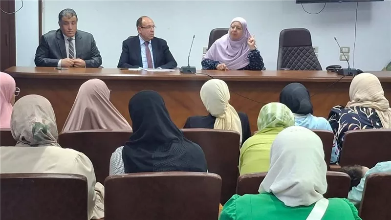 أيادي مصر وبنك أبو ظبي ينظمان ندوة لدعم الحرفيين في دمياط