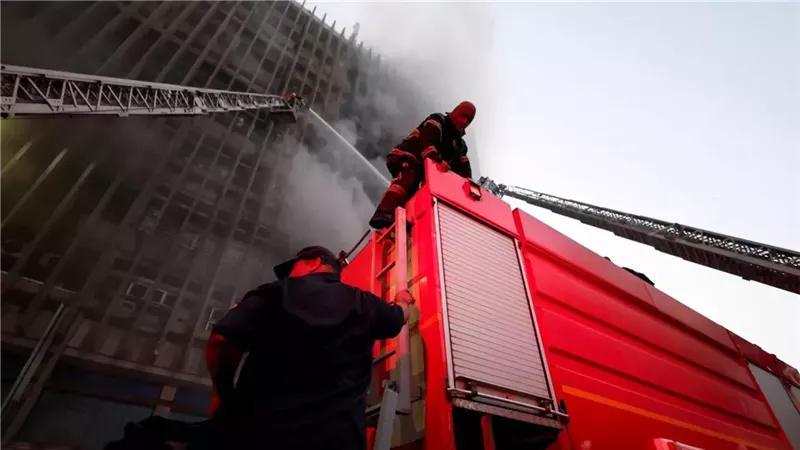 السيطرة على حريق محدود داخل منزل غير مأهول بسوهاج دون إصابات 