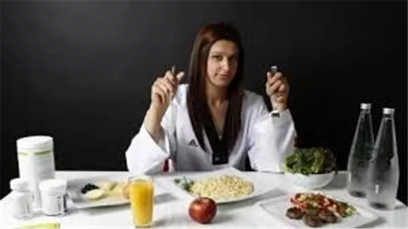 أفضل وقت لتناول العشاء لصحة أفضل ونوم هادئ ..تعرف عليه