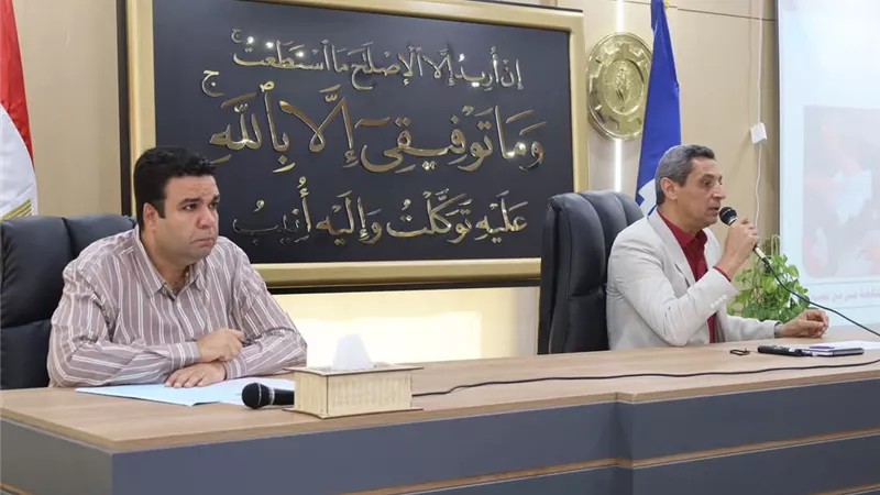 محافظ السويس.. تنسيق دائم ورفع كفاءة الأداء التنفيذي لخدمة المواطن