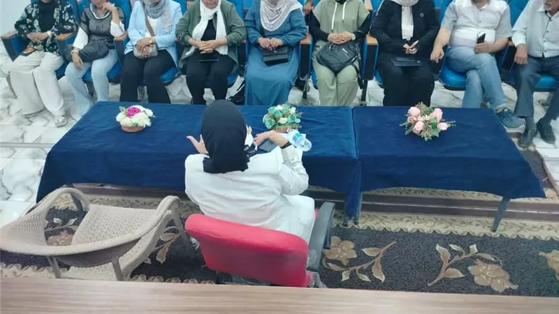 اجتماع تنسيقي لتعزيز دور مراكز الشباب بالسويس برئاسة وكيل وزارة الشباب 